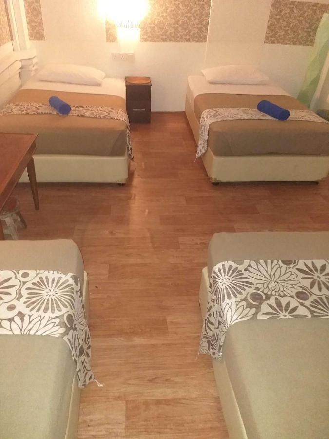 D Riverside Inn Malacca Екстер'єр фото