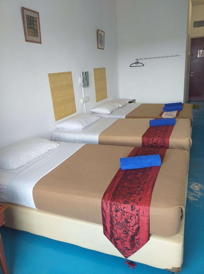 D Riverside Inn Malacca Екстер'єр фото