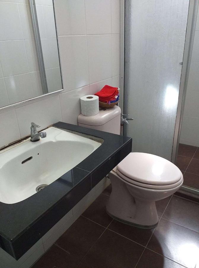 D Riverside Inn Malacca Екстер'єр фото