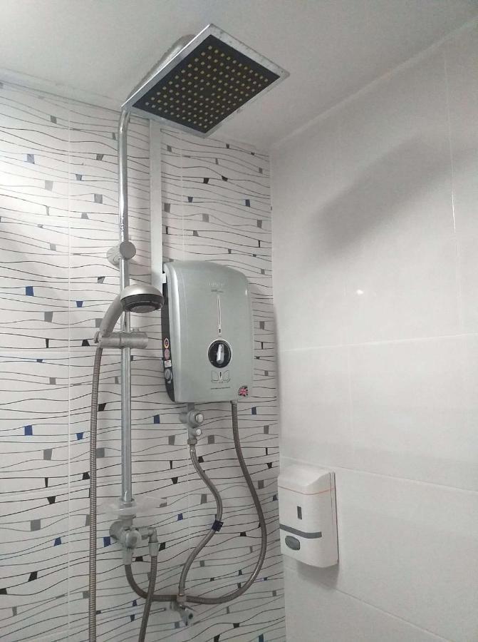 D Riverside Inn Malacca Екстер'єр фото