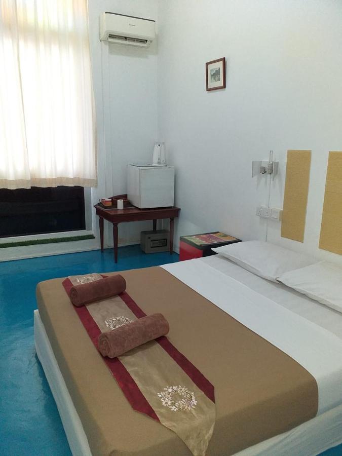 D Riverside Inn Malacca Екстер'єр фото